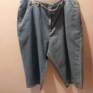 Crazy Horse woman's capri jeans size 24W